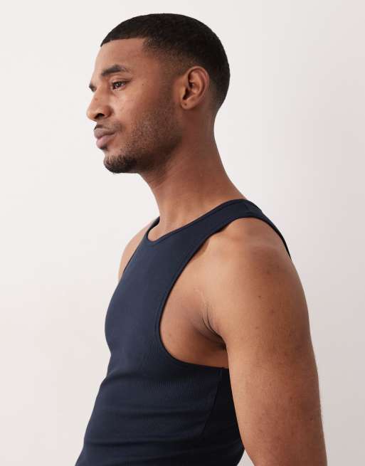 ASOS DESIGN – Gerippte Basic-Muskelshirts in Blau und Marineblau, 2er-Pack, 4 von 5