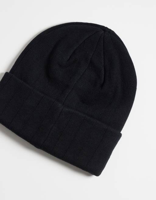 ASOS DESIGN gerippte Beanie in Schwarz, 2 von 3