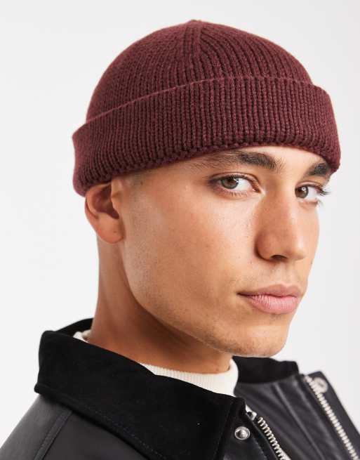 ASOS DESIGN – Gerippte, kurze Fischermütze in Burgunderrot