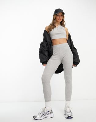 ASOS DESIGN - Gerippte Leggings in Kalkgrau, Kombiteil