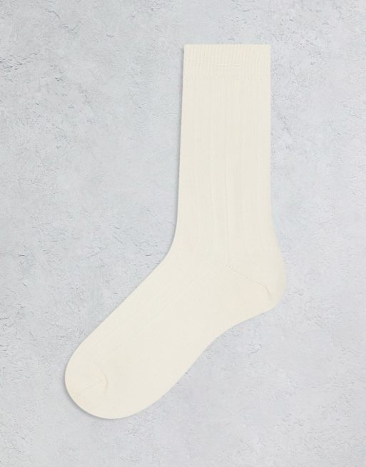 ASOS DESIGN – Gerippte Socken in Creme