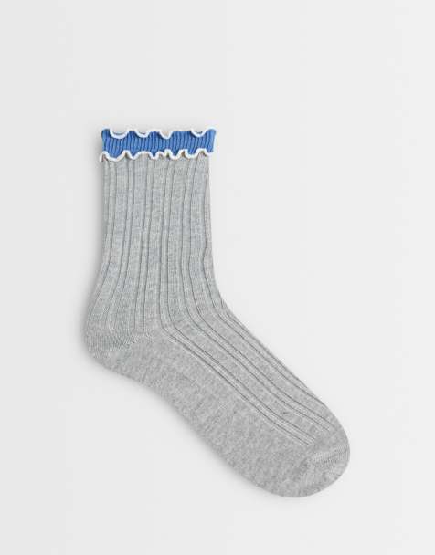 ASOS DESIGN gerippte Socken mit mehrlagigem Volantabschluss in Grau und Blau - view 1