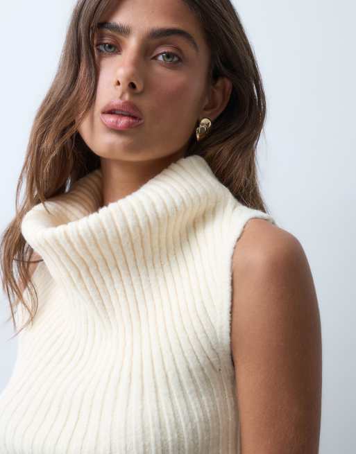 ASOS DESIGN gerippter ärmelloser Pullover mit lockerem Stehkragen in Ecru, 3 von 5