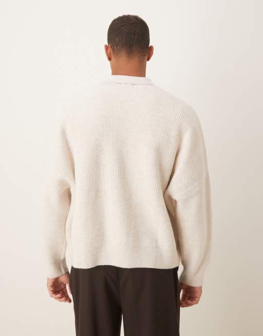 ASOS DESIGN – Gerippter Grobstrick-Pullover in haferbeige meliert mit extremer, kastiger Oversize-Passform und eingekerbtem Ausschnitt, 3 von 5