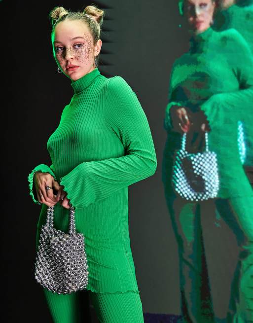 ASOS DESIGN – Geripptes 2-in-1-Tunika-Minikleid mit ausgestellter Hose in Hellgrün, 3 von 4