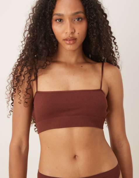 ASOS DESIGN – Geripptes Cropped-Bustier in Schokobraun mit überkreuzten Rückenträgern - view 1