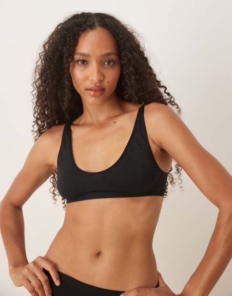 ASOS DESIGN – Geripptes Cropped Oberteil in Schwarz mit Rundhalsausschnitt - view 1