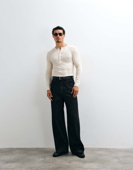 ASOS DESIGN – Geripptes, langärmliges Muskelshirt in Leinenoptik mit Henley-Ausschnitt, 2 von 5