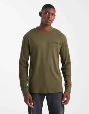 Geripptes Langarmshirt in Khaki mit Schriftzug und Regular-Fit-Schnitt-Grün Grün S
