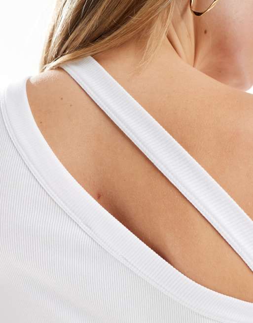 ASOS DESIGN – Geripptes Midikleid in Weiß mit One-Shoulder-Träger, 4 von 4