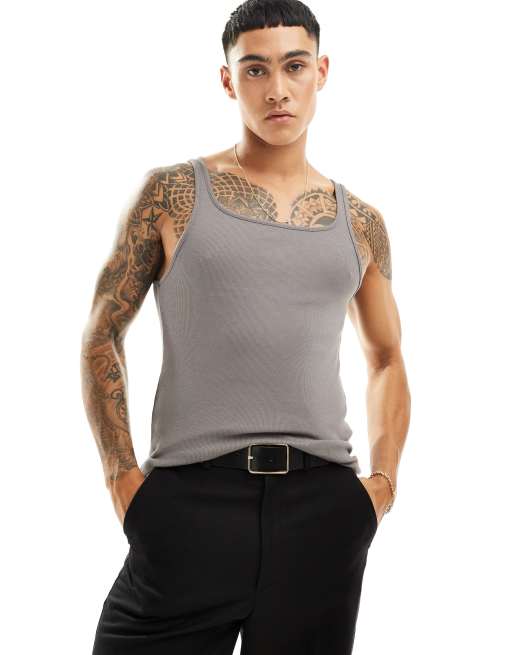 ASOS DESIGN – Geripptes Muskelshirt in Anthrazit mit eckigem Ausschnitt