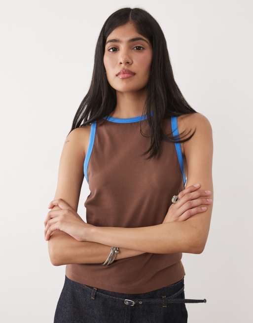 ASOS DESIGN geripptes Racer-Top mit Kontrastdetails in Schokobraun und Türkis, 3 von 4