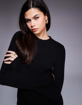 ASOS DESIGN - Geripptes Strickoberteil in Schwarz, Kombiteil