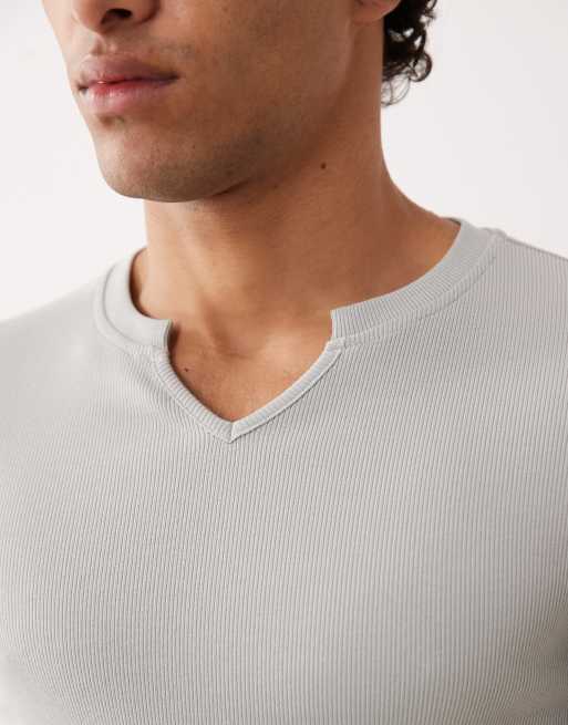 ASOS DESIGN – Geripptes T-Shirt in Hellgrün mit Einkerbung am Kragen und körperbetontem Schnitt, 2 von 5