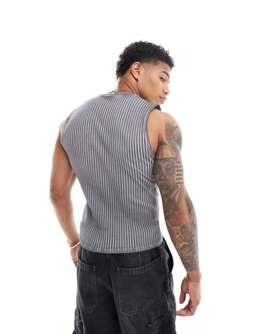 ASOS DESIGN Geripptes Tank Tragertop in verwaschenem Grau mit Muskelschnitt ASOS