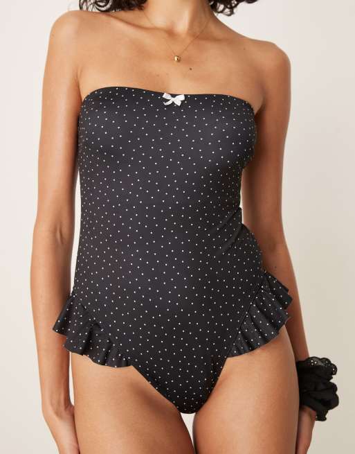 ASOS DESIGN – Gerri – Czarny strój kąpielowy z dekoltem bandeau i wzorem w kropki, 4 z 4