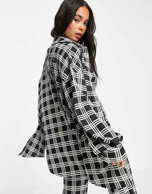 ASOS DESIGN - Geruite jersey shacket met lange pasvorm in mono, 2 van 4