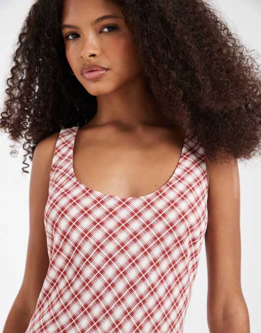 ASOS DESIGN - Geruite maxi jurk met uitlopende zoom in rood, 4 van 4
