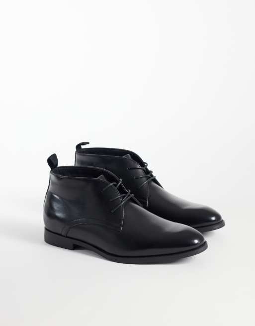 ASOS DESIGN – Geschnürte Chukka-Stiefel in Schwarz, 2 von 4