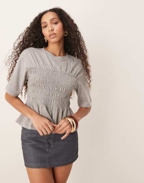 ASOS DESIGN - Gesmokt T-shirt in gemêleerd grijs - view 1