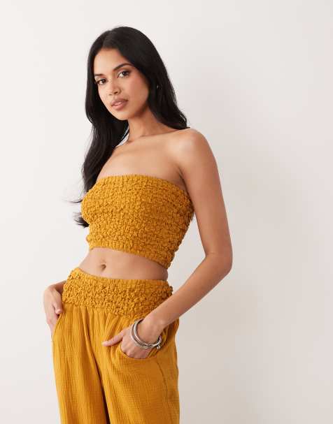 ASOS DESIGN - Gesmokte bandeau-top van kaasdoek in goud - view 1