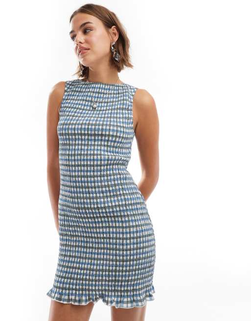 ASOS DESIGN - Gesmokte geruite mini jurk met rechte hals