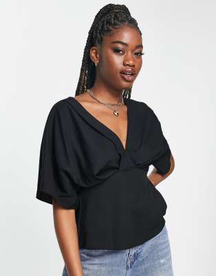 ASOS DESIGN - Gesmoktes Kimono-Top in Schwarz mit gerafftem Detail