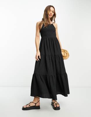 ASOS DESIGN - Gesmoktes Maxi-Sommerkleid in Schwarz mit eckigem Ausschnitt