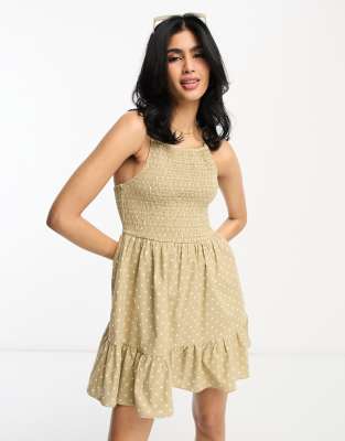 ASOS DESIGN - Gesmoktes Mini-Sommerkleid in Neutral mit eckigem Ausschnitt und Punktemuster-Bunt