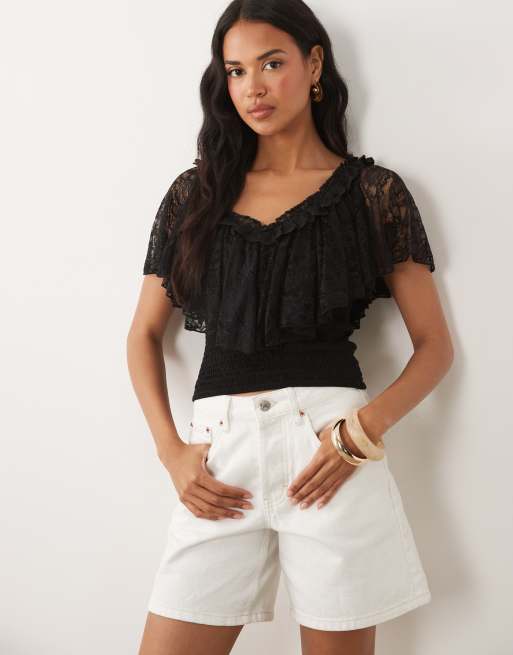 ASOS DESIGN – Gesmoktes Oberteil aus Spitze in Schwarz mit Flatterdetail, 4 von 4