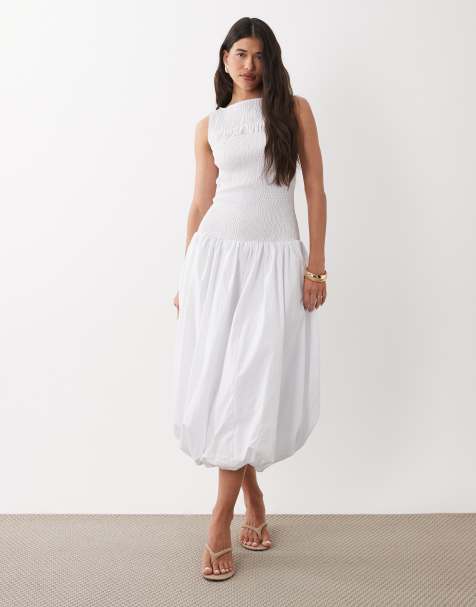 ASOS DESIGN – Gesmoktes Popeline-Maxikleid in Cremeweiß mit voluminösem Rock - view 1