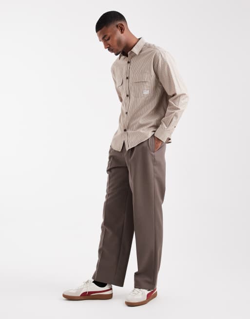 ASOS DESIGN - Gestreept overshirt met workwear-badge detail in bruin, 2 van 5
