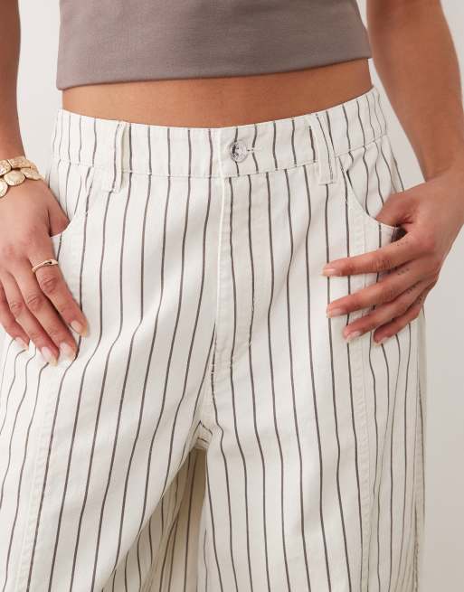 ASOS DESIGN - Gestreepte broek met ballonpijpen in chocoladebruin en crème, 4 van 5
