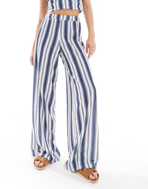 ASOS DESIGN - Gestreepte broek met wijde pijpen en textuur, deel van co-ord set, 2 van 5