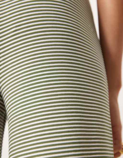 ASOS DESIGN - Gestreepte broek met wijde pijpen in groen, deel van co-ord set, 4 van 5