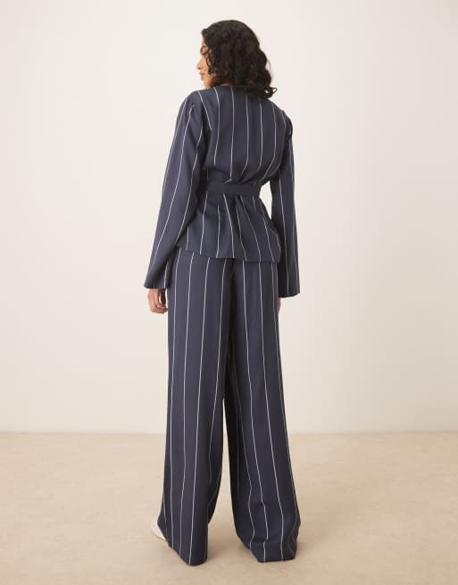 ASOS DESIGN - Gestreepte broek van co-ord set met wijde pijpen in blauw, 3 van 4