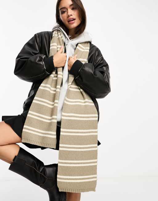 ASOS DESIGN - Gestreepte gebreide sjaal in lichtbeige