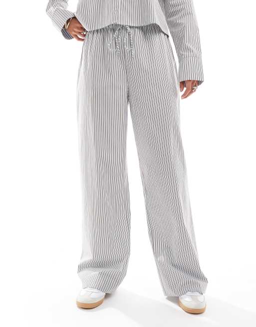 ASOS DESIGN - Gestreepte poplin broek met wijde pijpen in blauw