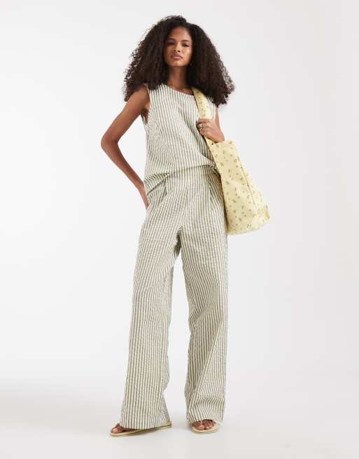 ASOS DESIGN - Mouwloze seersucker co-ord set, 2 van 3