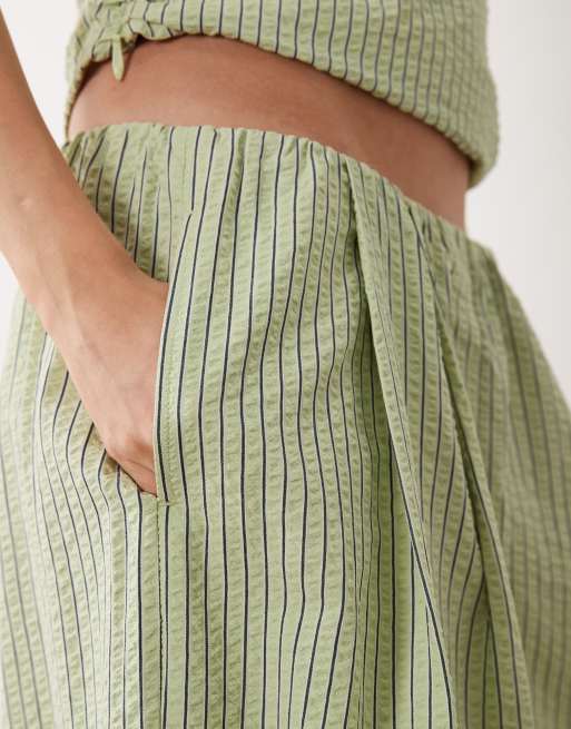 ASOS DESIGN - Gestreepte seersucker culotte met elastische taille in groen, 3 van 5