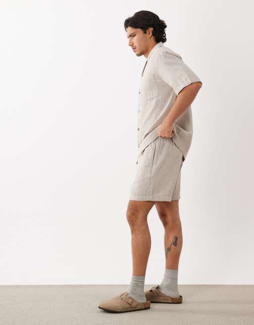ASOS DESIGN - Gestreepte shorts met textuur in beige, 2 van 5