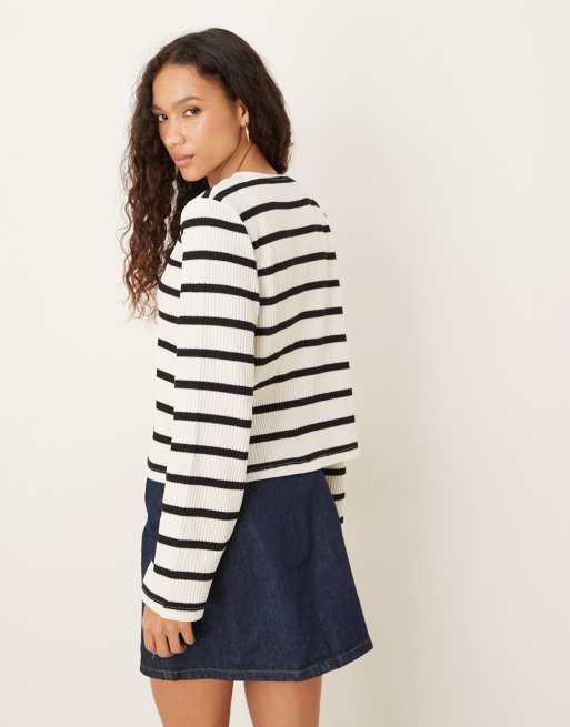ASOS DESIGN - Gestreepte top met knopen en lange mouwen in ecru, deel van co-ord set, 4 van 4