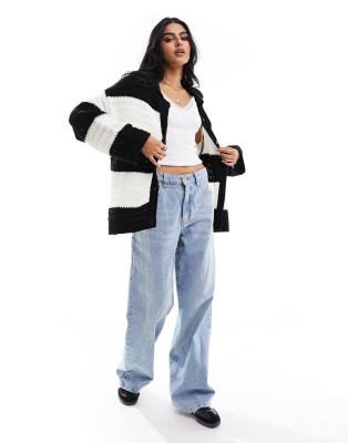 ASOS DESIGN - Gestreifte Oversize-Hemdbluse aus Strick-Bunt