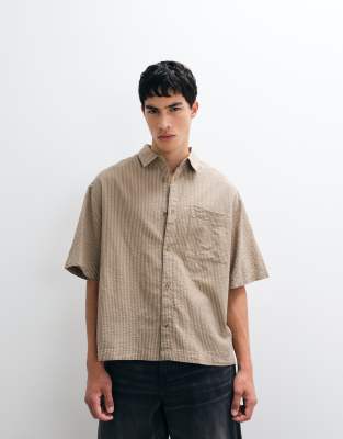 Gestreiftes Boxy-Fit-Hemd aus Seersucker in Beige mit Oversize-Passform-Neutral Neutral XL