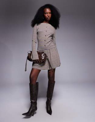 ASOS DESIGN - Gestreiftes Kleid in Braun mit Knopfleiste und tiefer Taille-Brown