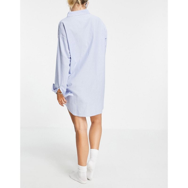 DESIGN – Gestreiftes Oversize-Nachthemd aus Baumwolle in Blau und Weiß