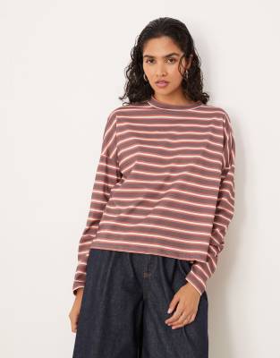 ASOS DESIGN - Gestreiftes Oversize-Oberteil in Rot mit langen, weiten Ärmeln