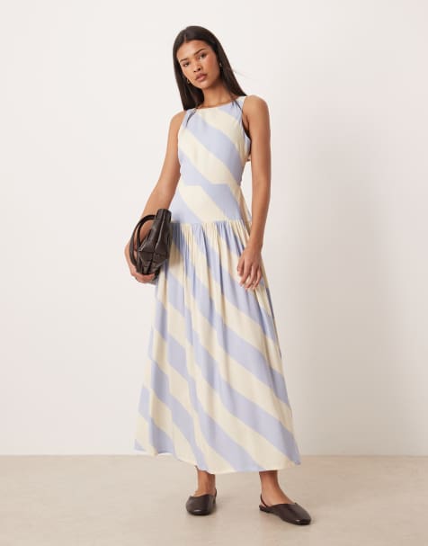 ASOS DESIGN – Gestreiftes Sommerkleid in Maxilänge in Blau und Weiß mit Ringerrücken und Rückenausschnitt - view 1
