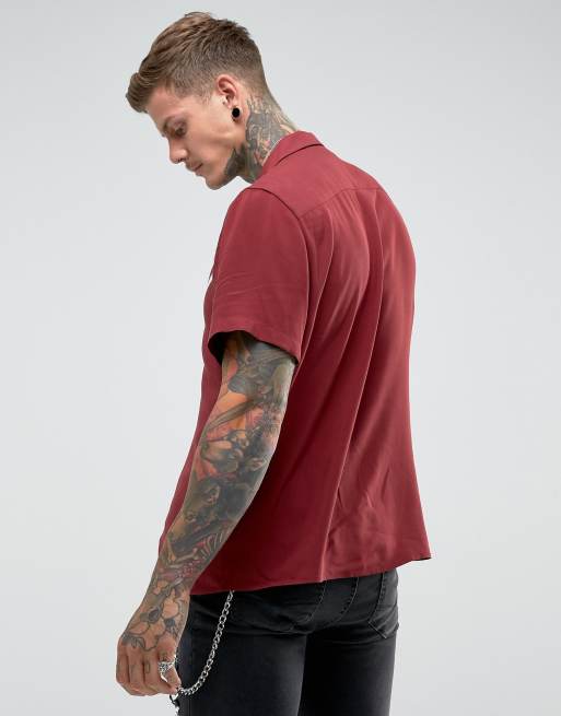 ASOS DESIGN – Gestreiftes Viskosehemd mit Sparrenstreifen und Revers, normale Passform, 2 von 4