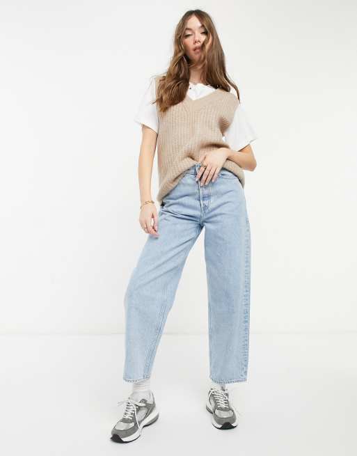 ASOS DESIGN – Gestrickte Weste mit V-Ausschnitt in Taupe, Kombiteil, 4 von 4